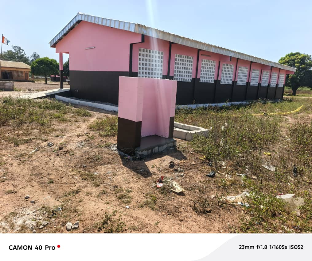 Construction de 3 classes et latrines — Koumgbéni (Kabadougou, COSO) — vue 1