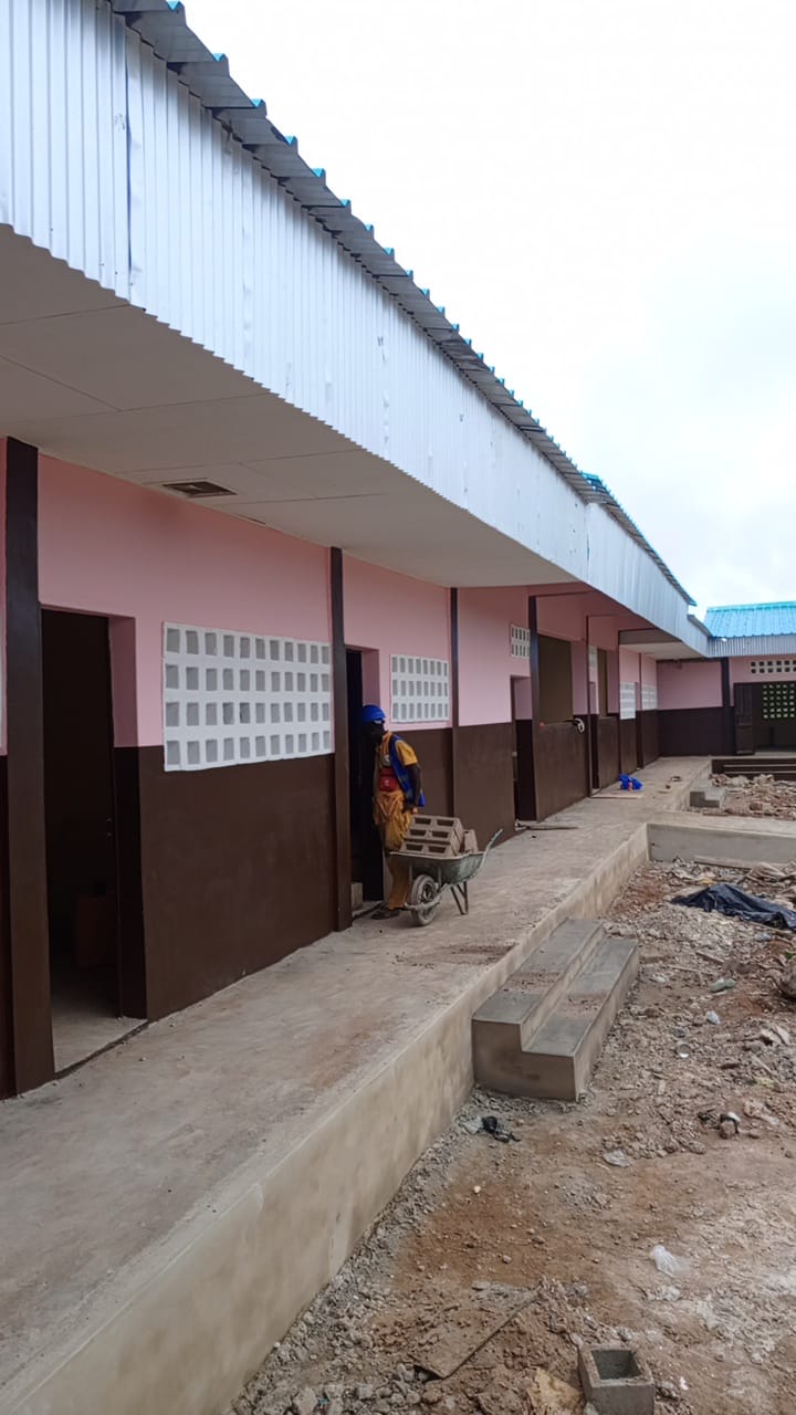 Construction de deux collèges de proximité — Région du Poro (C2D Éducation) — vue 4