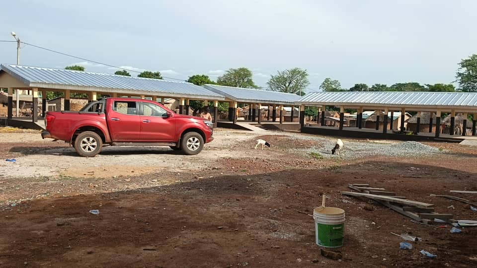 Construction d'un marché rural — Farala (Kabadougou) — vue 11